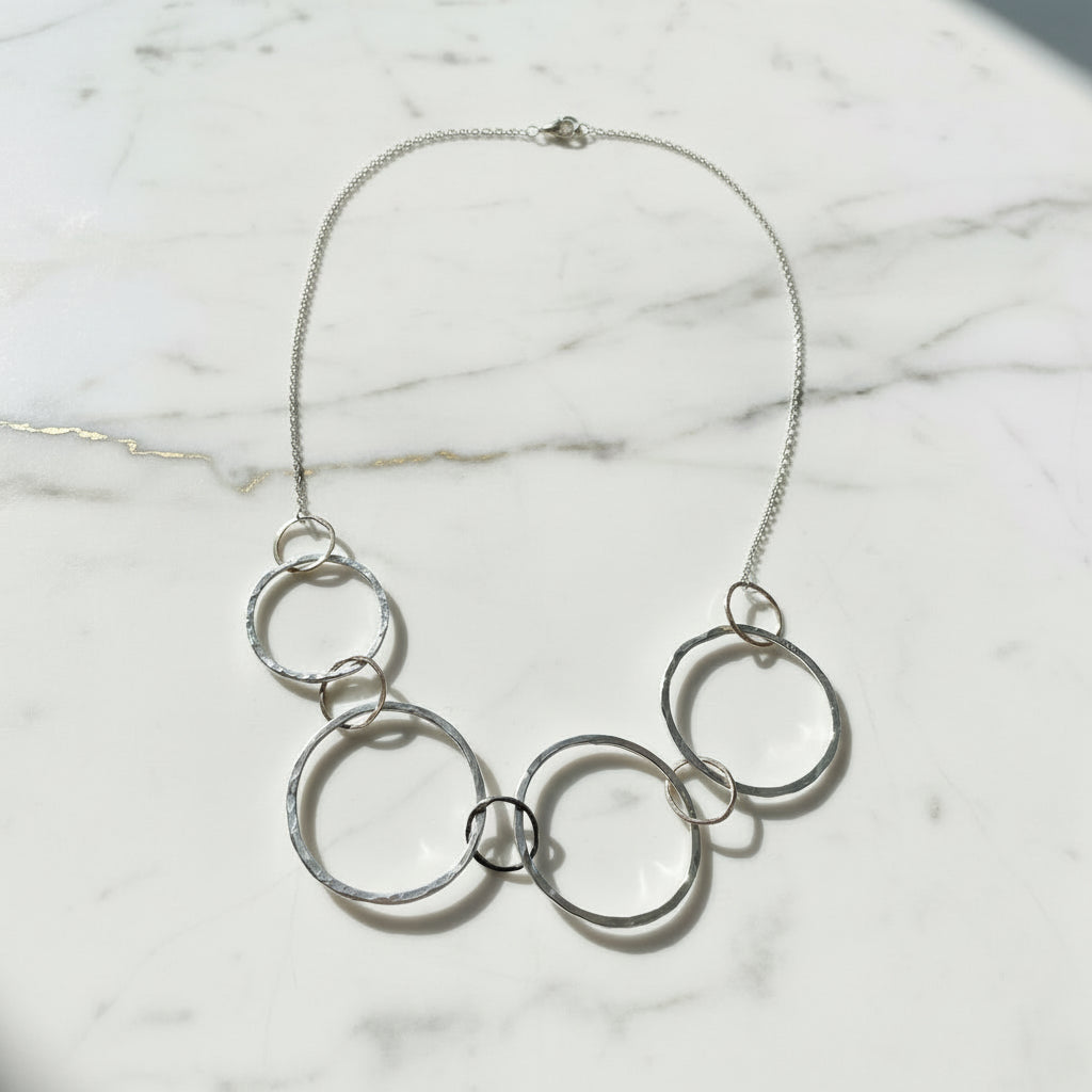 Circles Necklace/ Family Necklace/ Infinity Necklace-Uni-T Janine Gerade