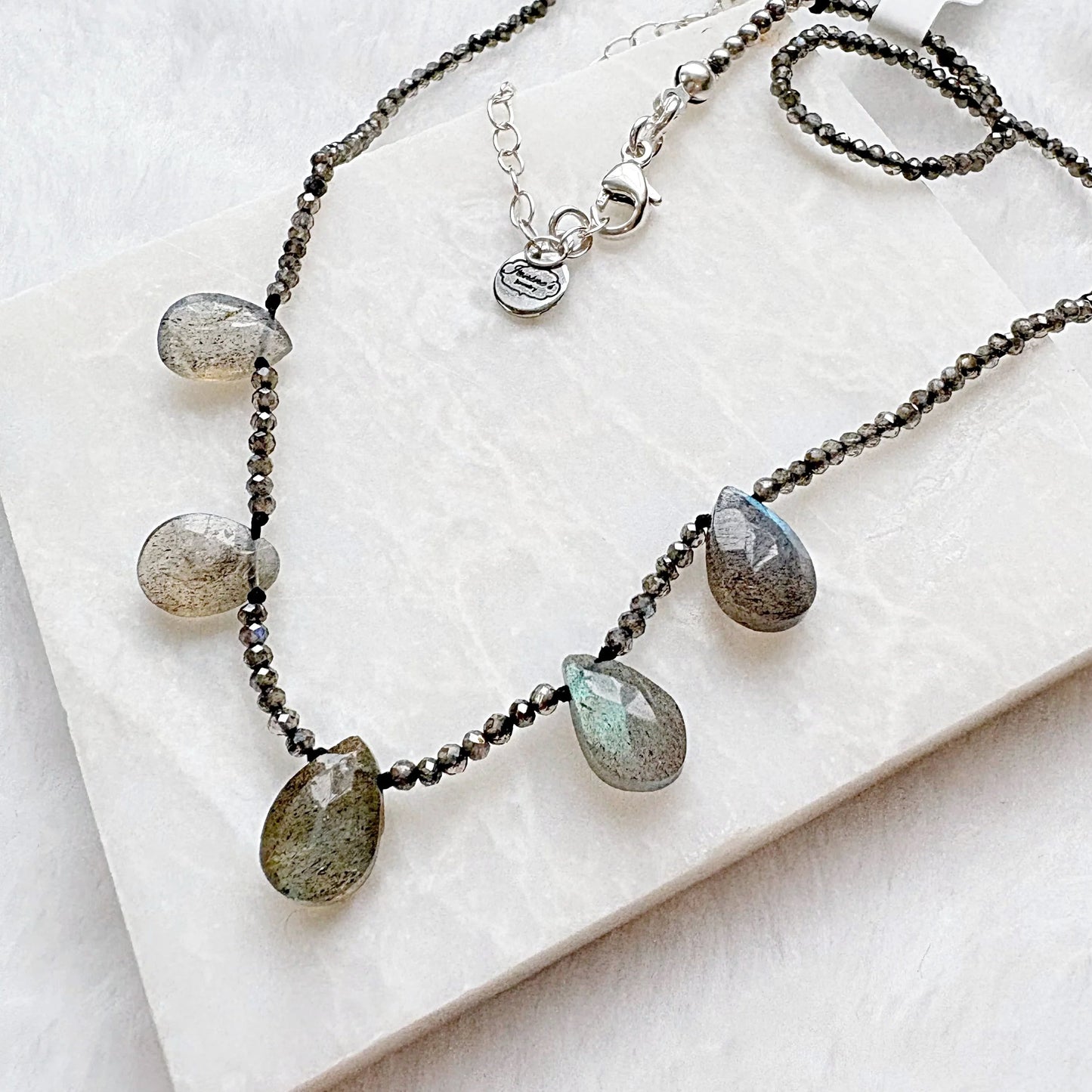 Labradorite Necklace - Dazzling Crystal Design
