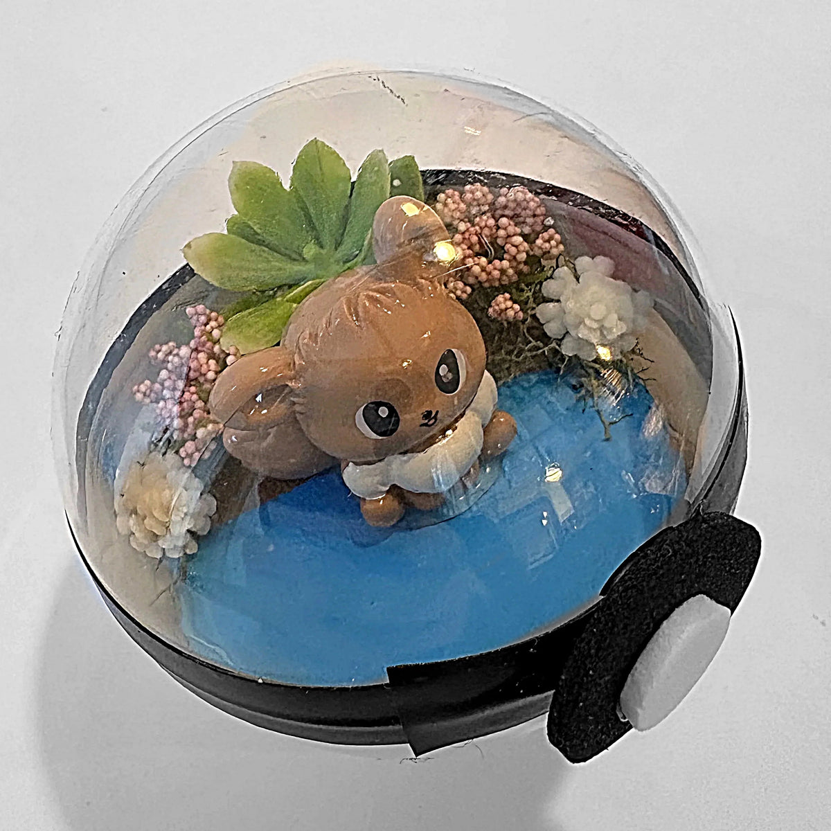 Pokeball Terrarium (Copy) (Copy) (Copy) (Copy) (Copy)