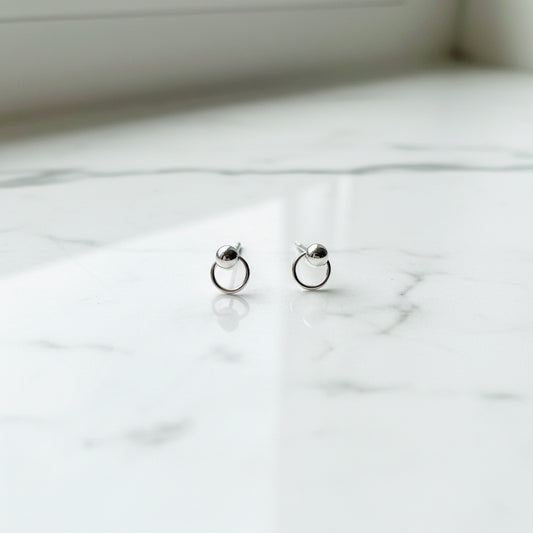 Tiny Loop Studs* Janine Gerade