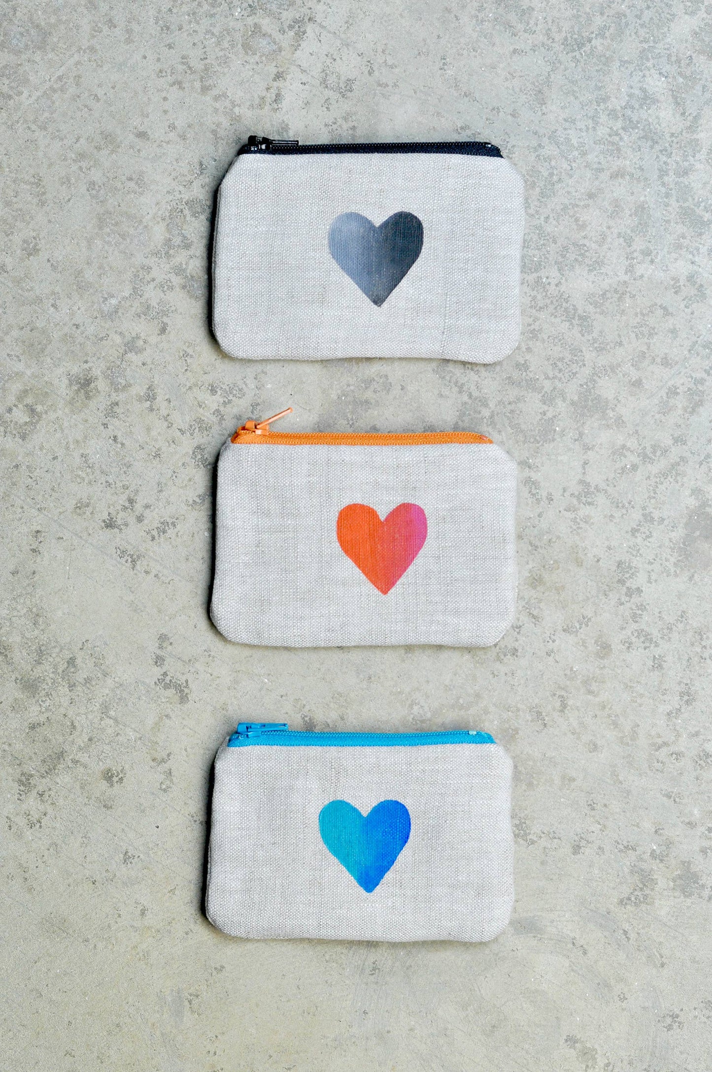 Two-tone Heart Blockprint Linen Coin Purse Gray Green Goods