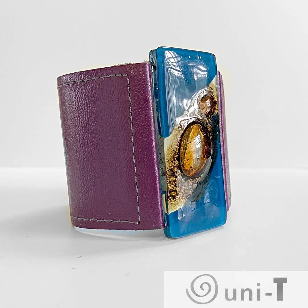 Handmade Leather Cuff with Recycled Fused Glass - Large Carolina Portillo