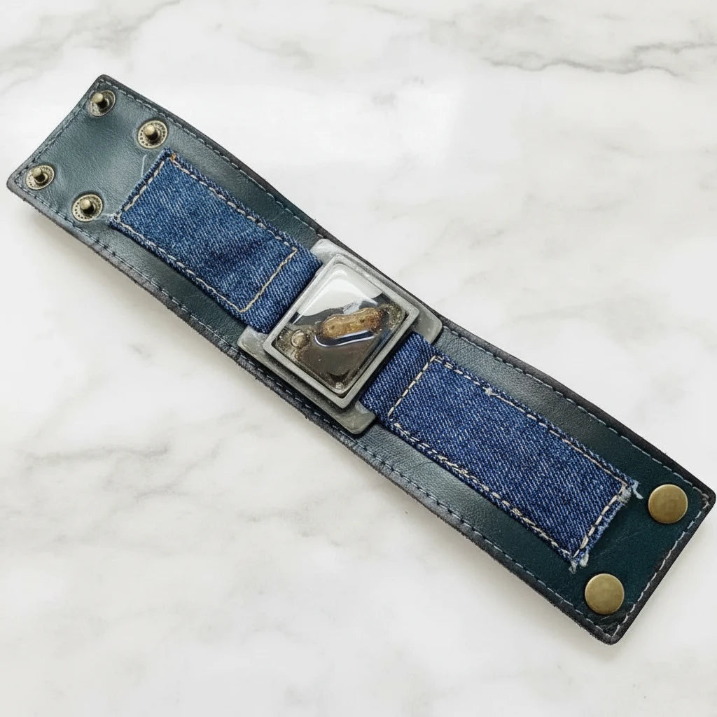 Handmade Leather Cuff with Recycled Fused Glass - Medium Carolina Portillo