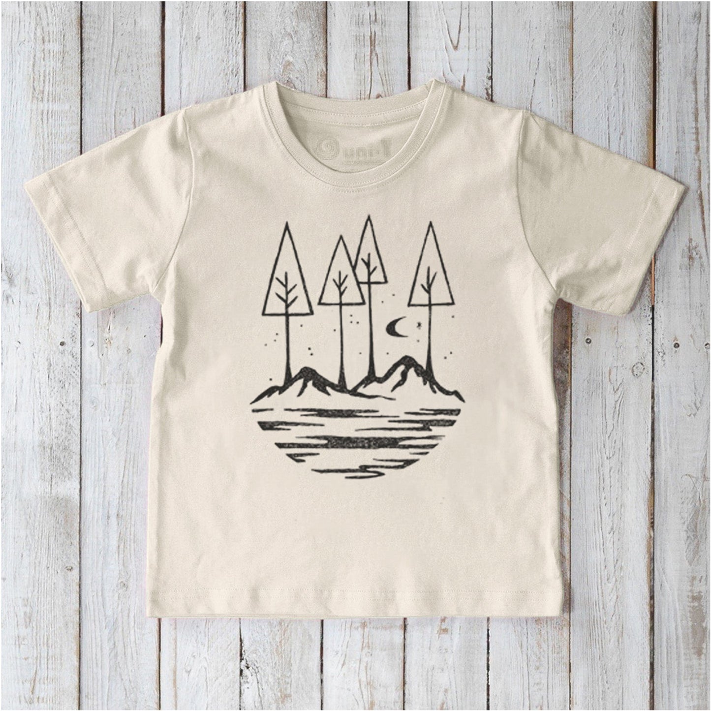 Natural cream Kids' Nature T-Shirt in organic cotton with minimalist mountain and tree artwork, sustainable and stylish for everyday wear.