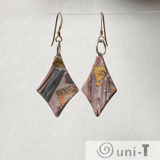 Small Kite Shape Polymer Clay Earrings Sandrine Colson