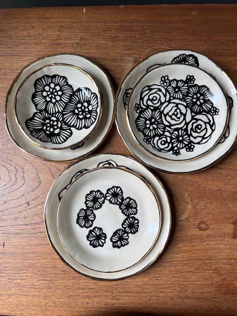 Handmade Floral Round Ceramic 7 Dish with 22K Gold Accents Hsieh Clay SF