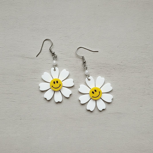 Acrylic Smiling Daisy Flower Earrings