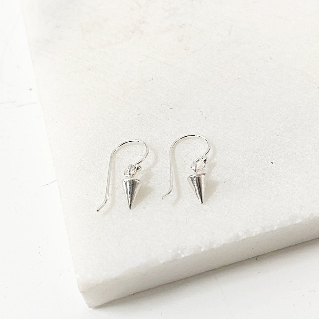 Tiny Spike Earrings-Uni-T Janine Gerade