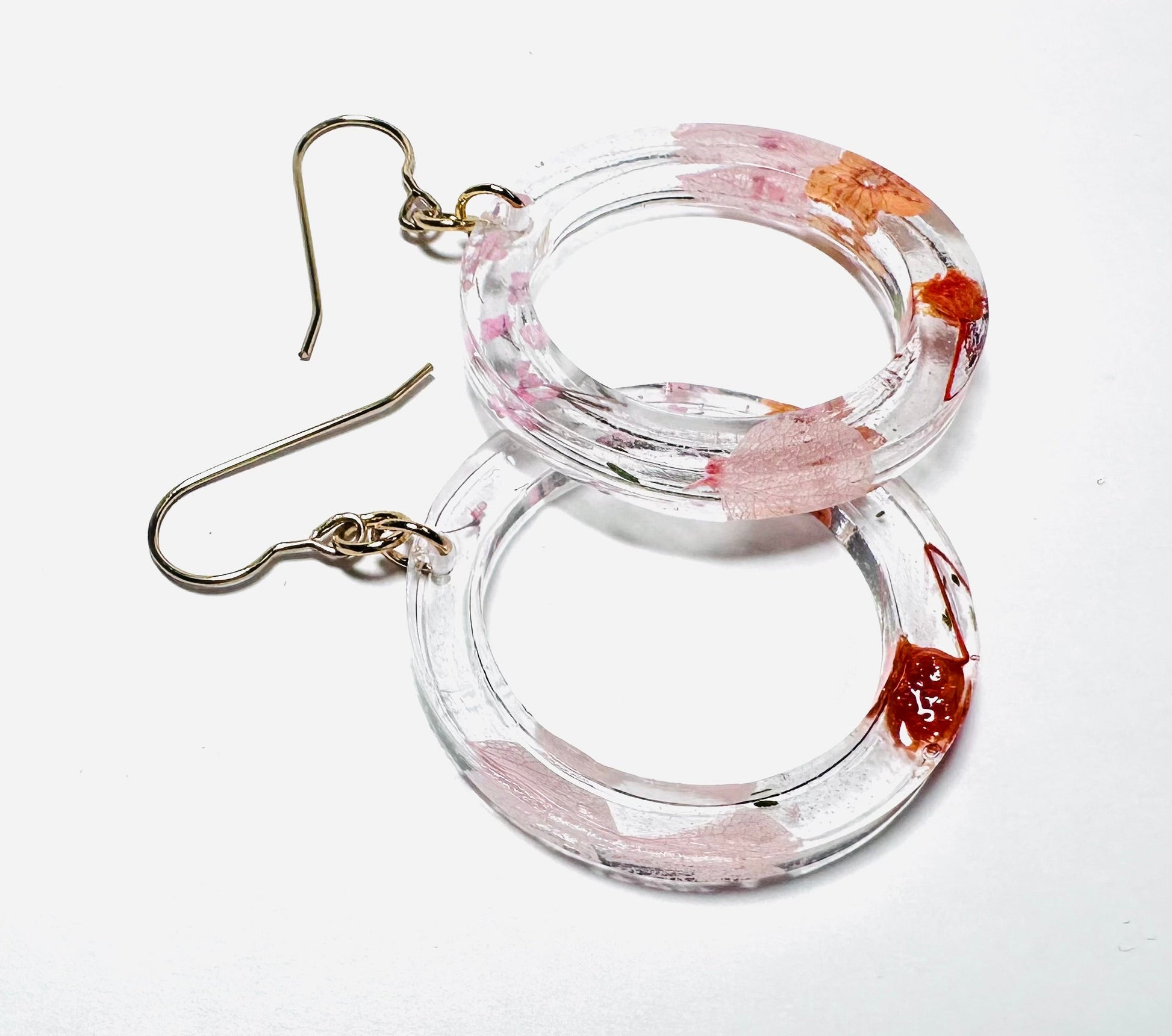 Pressed Flower Earrings/Real Flower Earrings/Resin Flower-Uni-T Janine Design