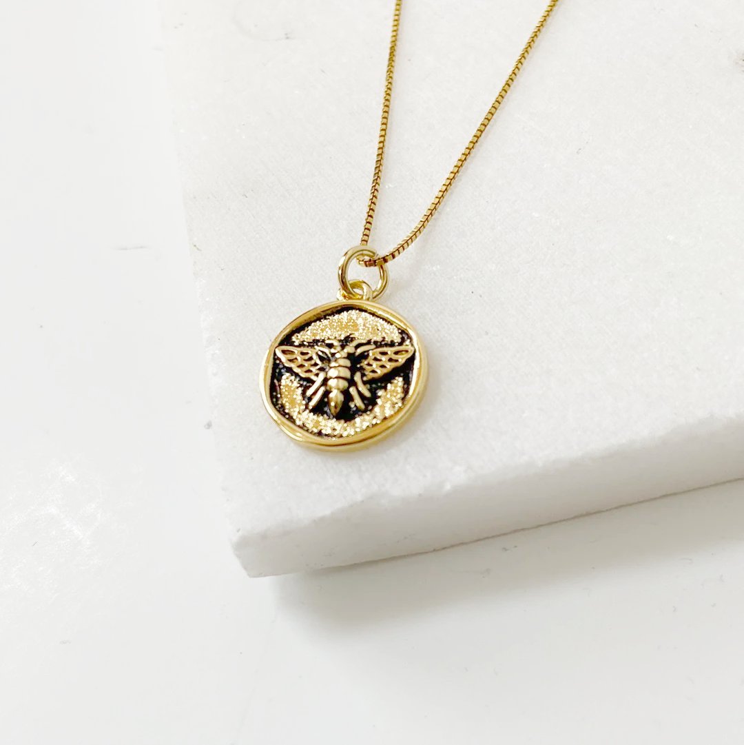 Tiny Bee Necklace, Golden Bee Necklace, UNI-T Janine Gerade