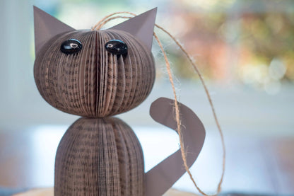 Book Cat Ornament-Cat Lover Gift-Christmas Gift-Book Gift Root To Vine