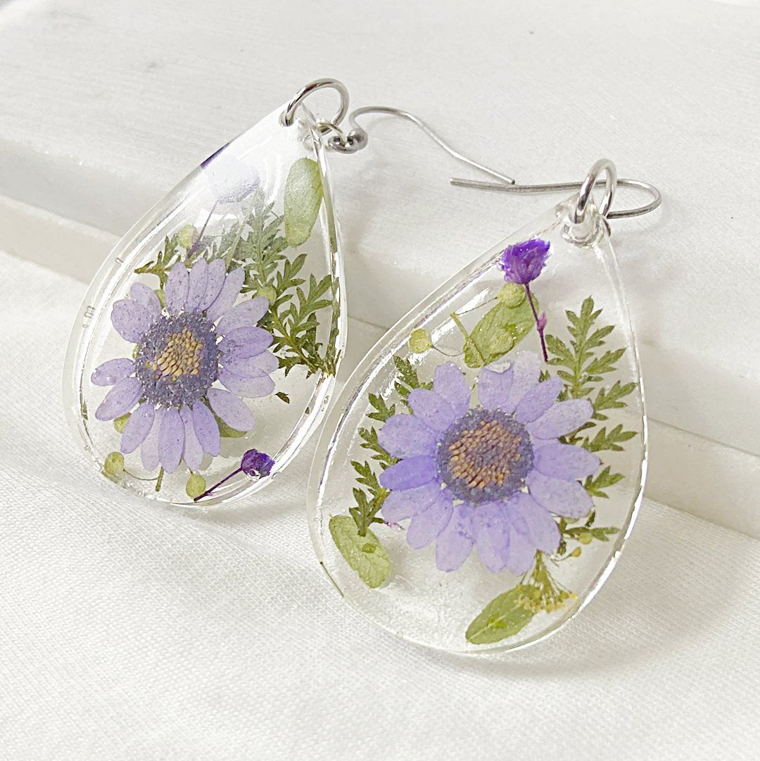 Pressed Flower Earrings/Real Flower Earrings/Resin Flower-UNI-T Janine Gerade