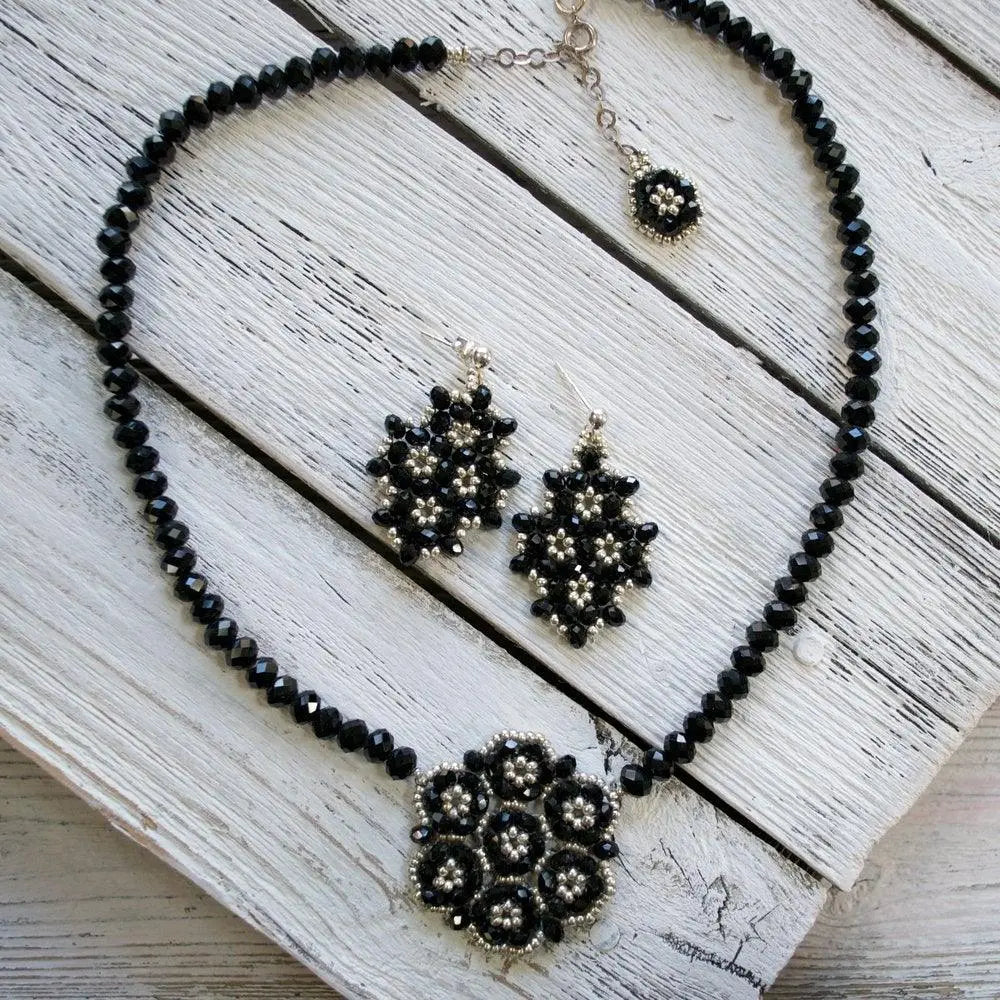 Czech Crystals & Seed Beads Earrings - Uni-T