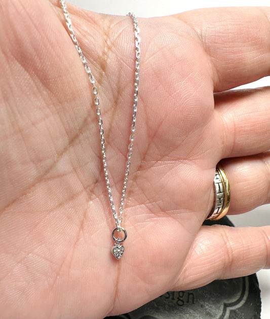 Tiny Silver Heart Minimalist Necklace, Dainty Heart Necklace*