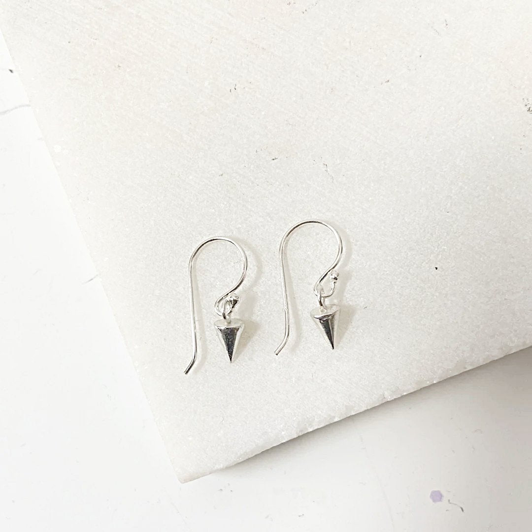 Tiny Spike Earrings-Uni-T Janine Gerade