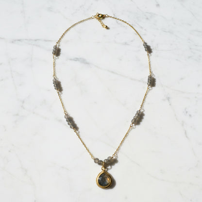 Delicate Labradorite Necklace***