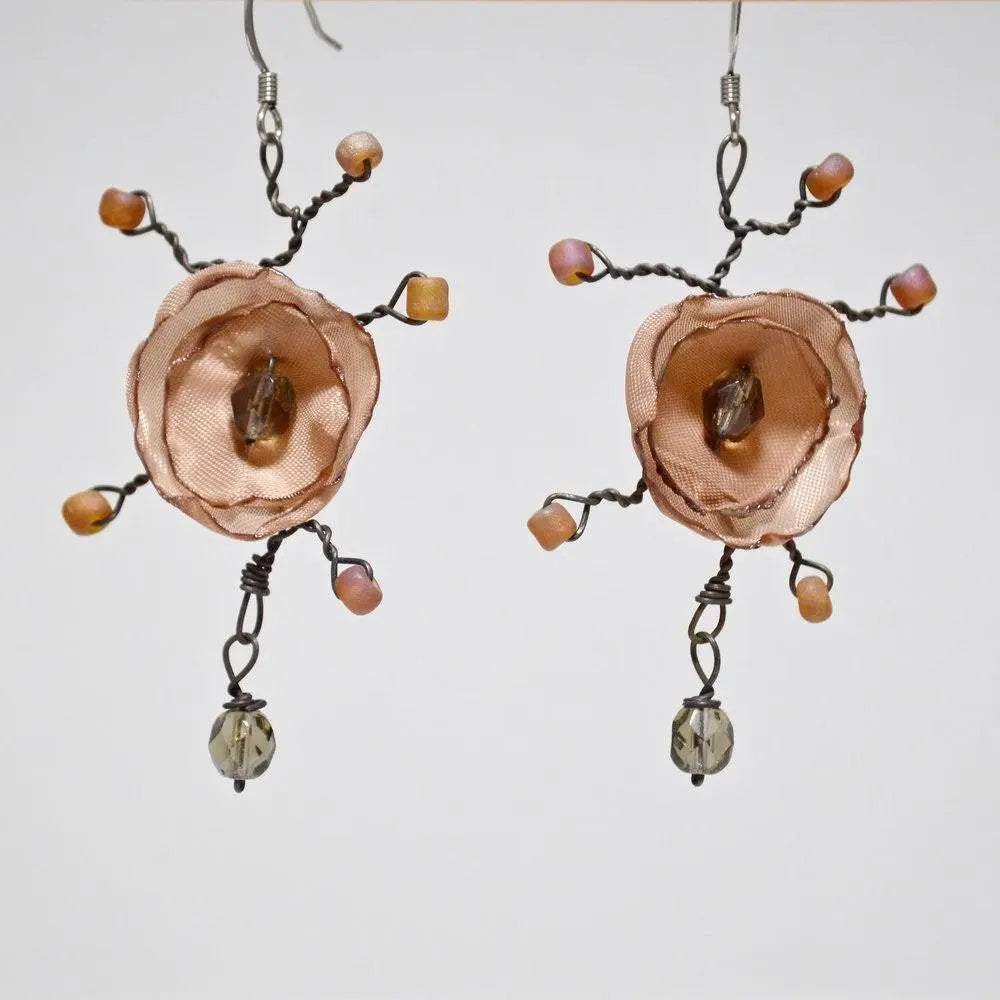 Flower Earrings - Nude - Uni-T