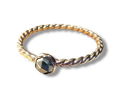 Gemstone Ring, Gold Bezel Ring, 4mm Bezel Ring, Twist Band Ring, Stacking Gemstone Rings 1/20 14K Gold Filled* Janine Gerade