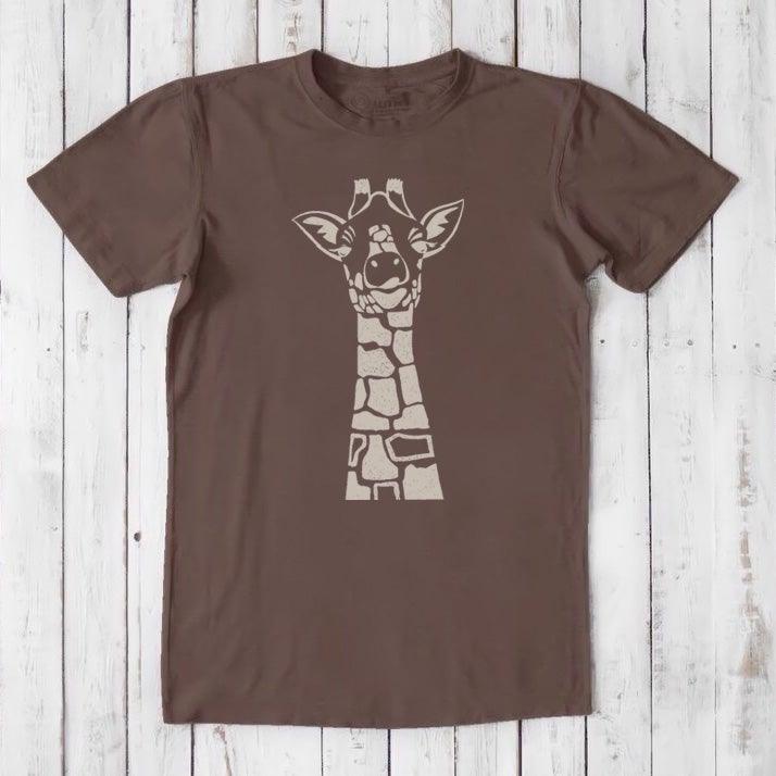 Brown men's giraffe T-shirt in bamboo & organic cotton with beige safari wildlife design, classic fit and sustainable fabric.