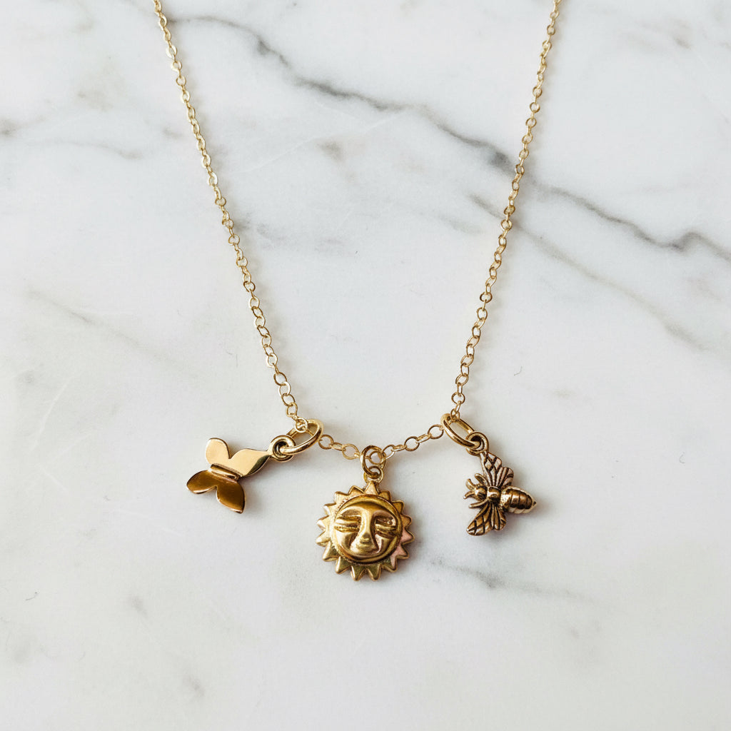 Gold sun and bee charms necklace for jewelry accessories