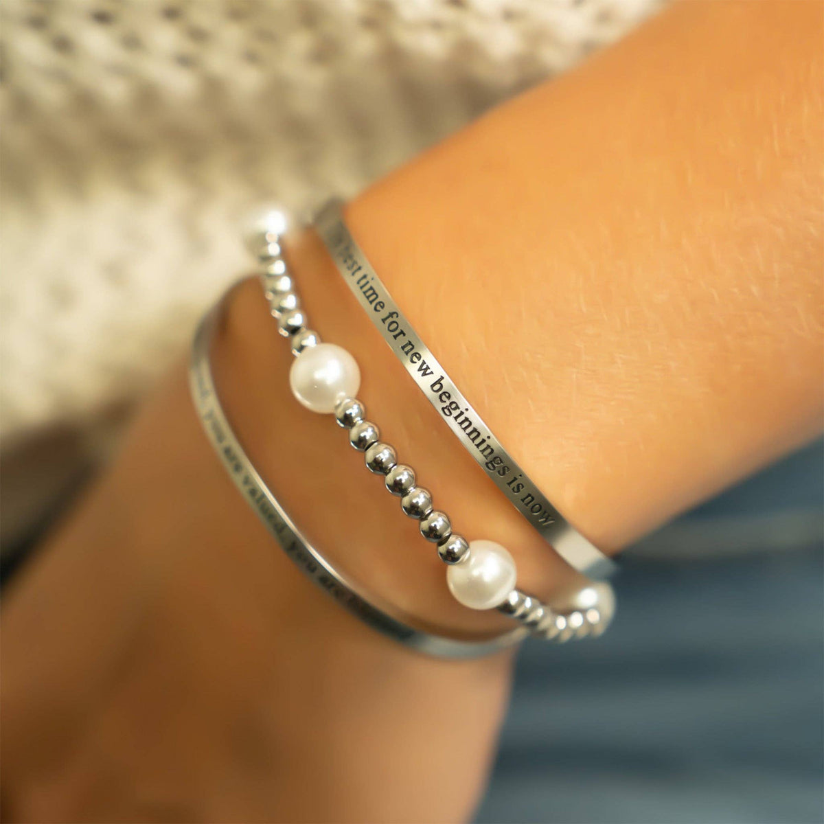 Glass Pearl Stretch Bracelet
