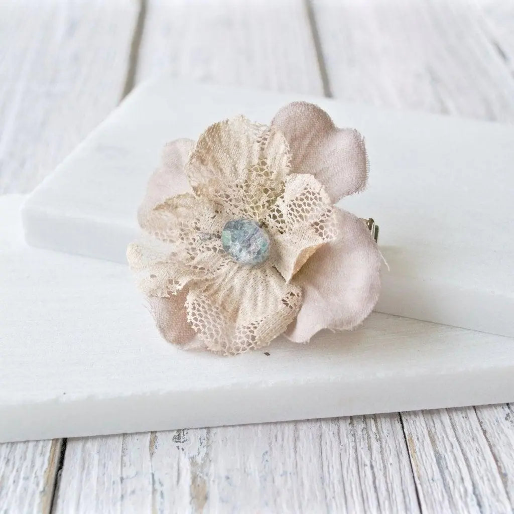 Lacy Flower Hairpin or Broach - Uni-T