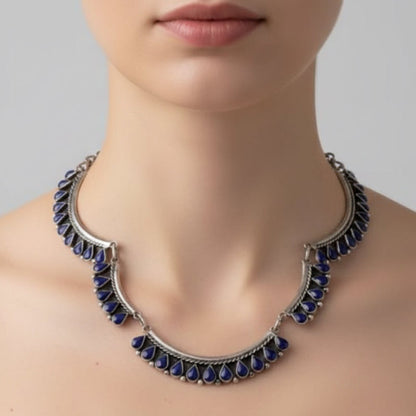 Silver and blue lapis lazuli choker necklace