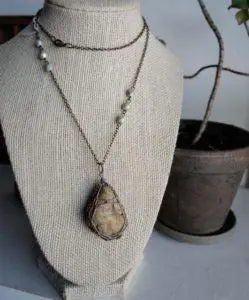 Macrame Stone-Wrapped Pendant with Seed Beads - Uni-T