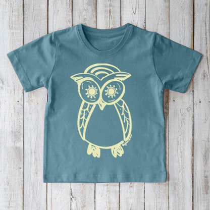 Blue Kids' Organic Cotton Owl T-Shirt with cream owl print. Sustainable graphic tee for children by Uni-T, perfect for nature-themed outfits.