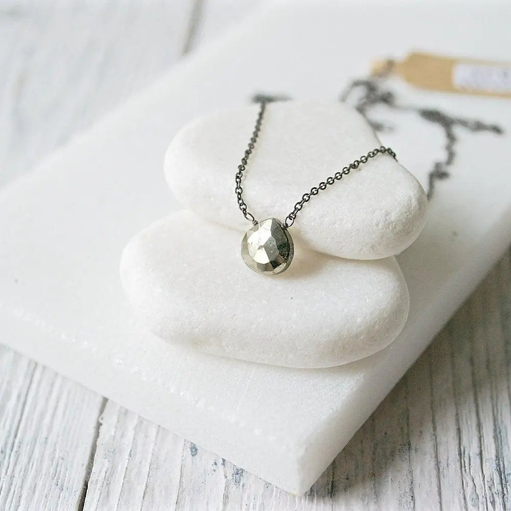 Pyrite Gemstone & Oxidized Silver Necklace - Uni-T