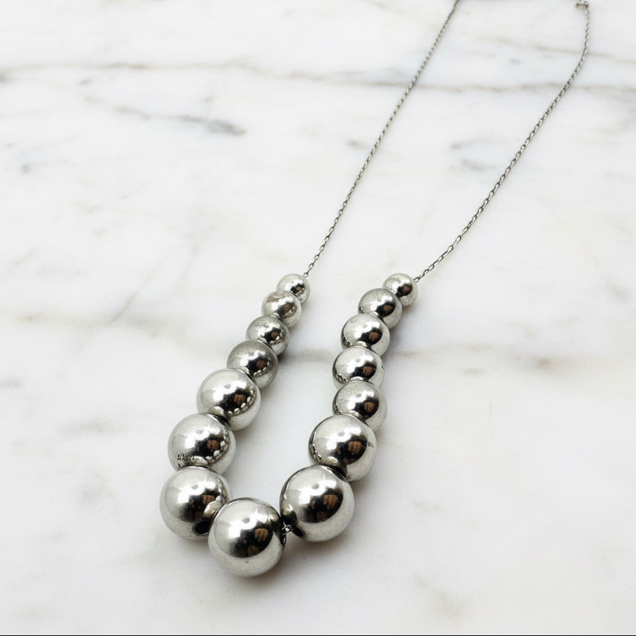Eco-Friendly Silver Bead Necklace for Sustainable Style