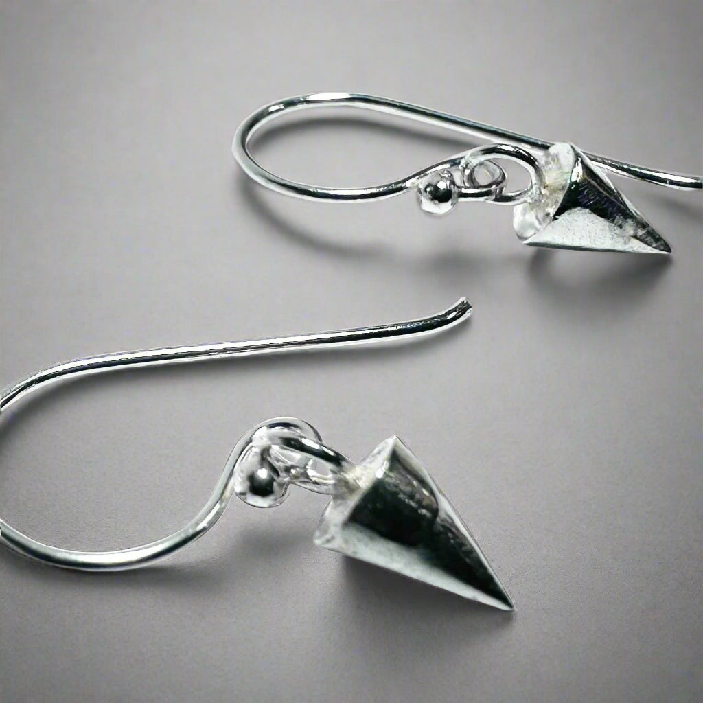 Tiny silver Spike Earrings* Janine Gerade