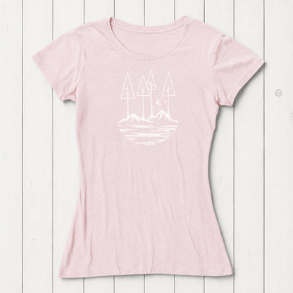 Pink women's sustainable t-shirt with outdoor-themed graphic. Made from bamboo and organic cotton, ideal for hikers and nature lovers.