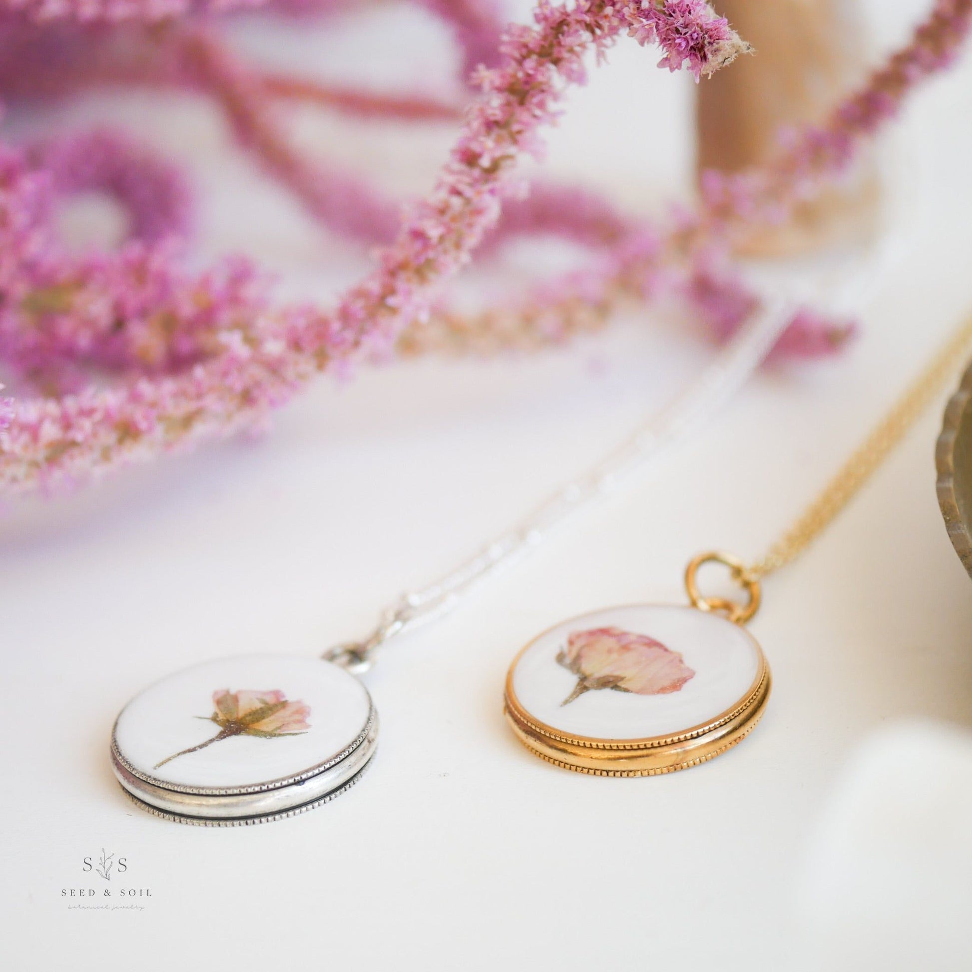 Valentine Round Rose Necklace - Timeless Charm in gold and silver with real dried rose pendants, perfect for romantic gifting or vintage style.