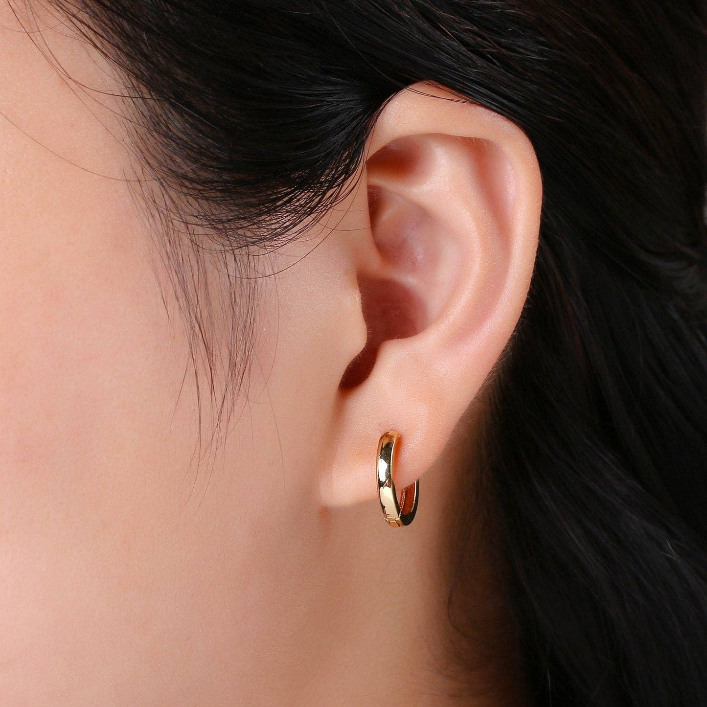 15mm Simple Round Hoop Huggie Earring*