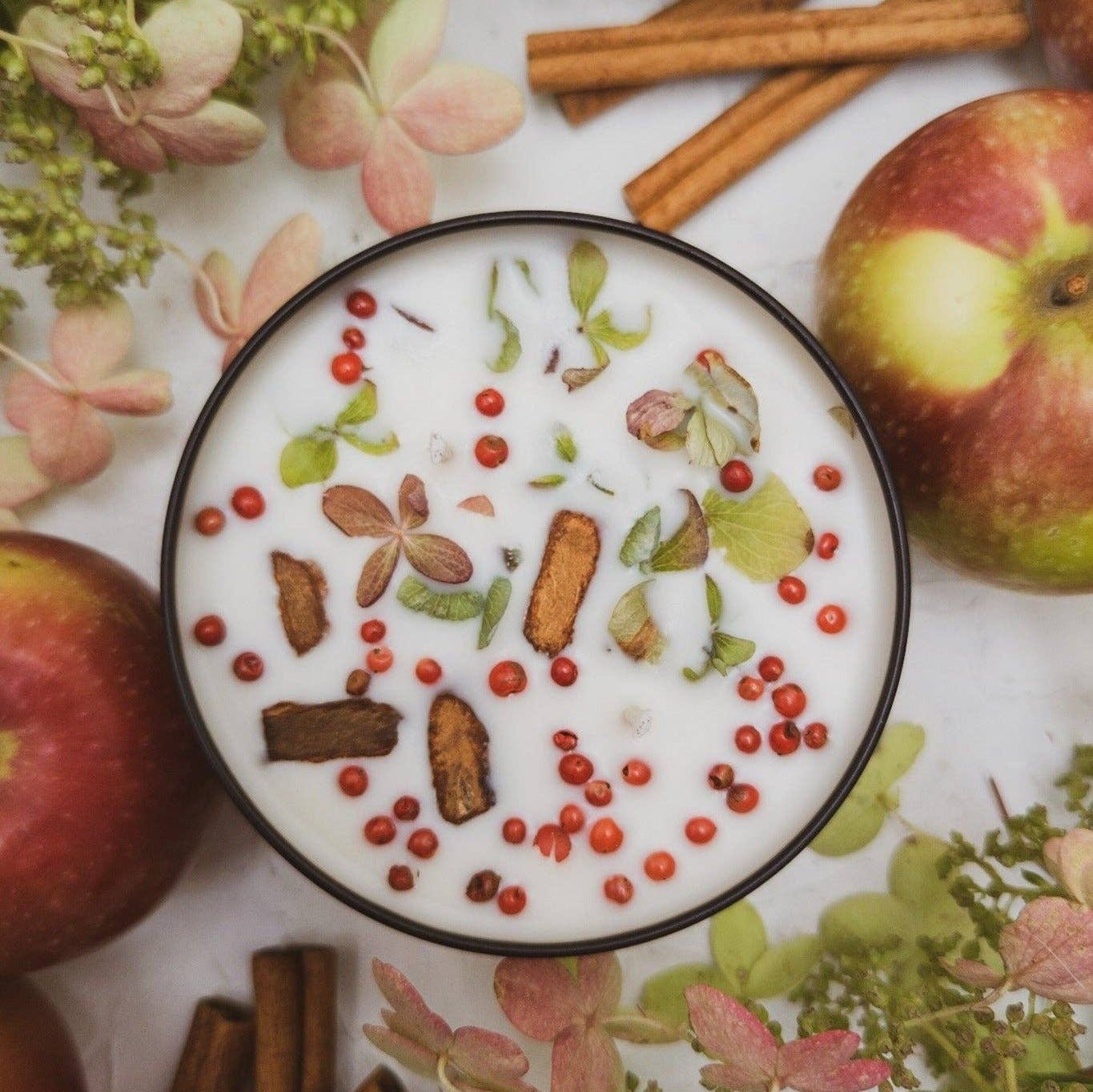 HARVEST Apple Spice Candle