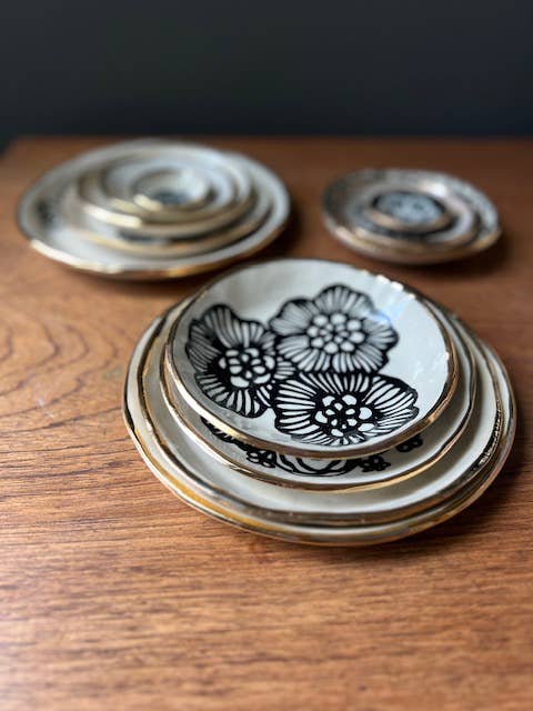 Handmade Floral Round Ceramic 7 Dish with 22K Gold Accents Hsieh Clay SF