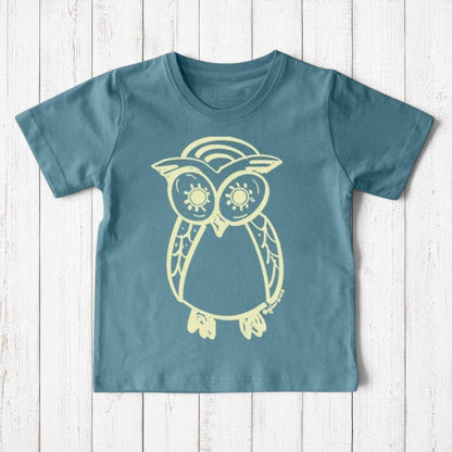 Uni-T kids organic cotton t-shirt in blue with a whimsical yellow hand-illustrated owl graphic print