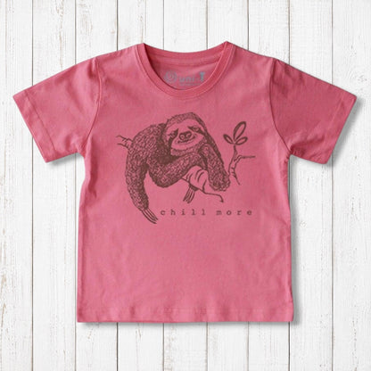 Uni-T kids organic cotton t-shirt in dusty pink featuring a hand-illustrated sloth graphic with Chill More text