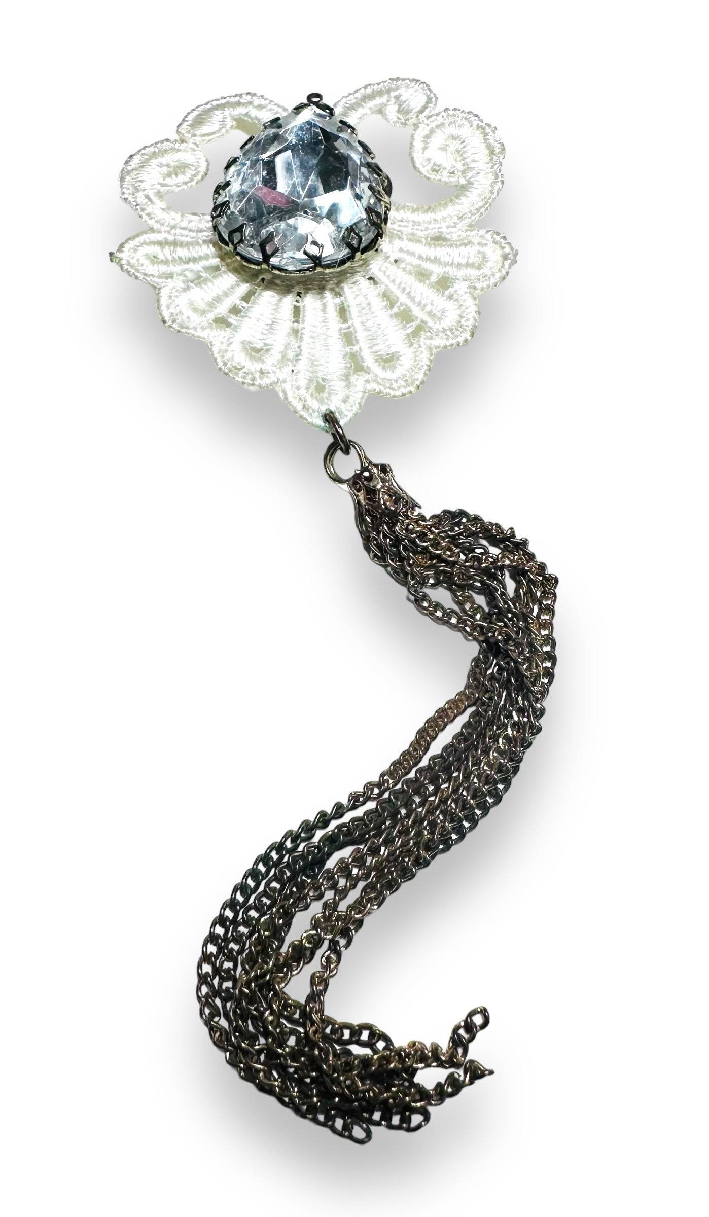 Lace and chain Uni-T magnet brooch with teardrop crystal, combining vintage charm and strong magnetic hold for versatile styling.