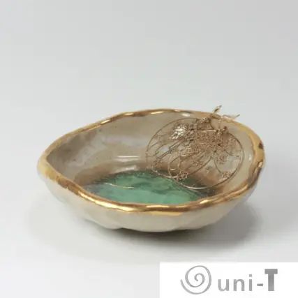 Bermuda Oyster Ring Dish, Chakra Bowl, 22k Gold Ceramic Bowl Liza Curtis