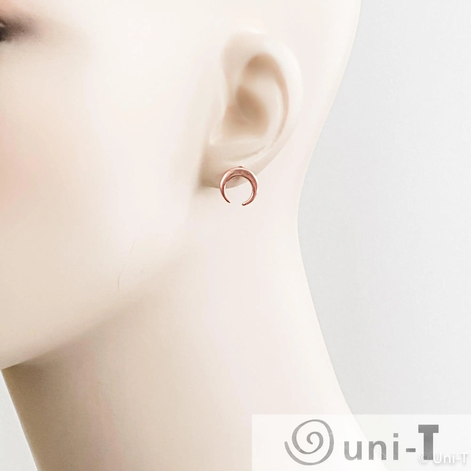 Crescent Stud Earrings Lisa Trachtman