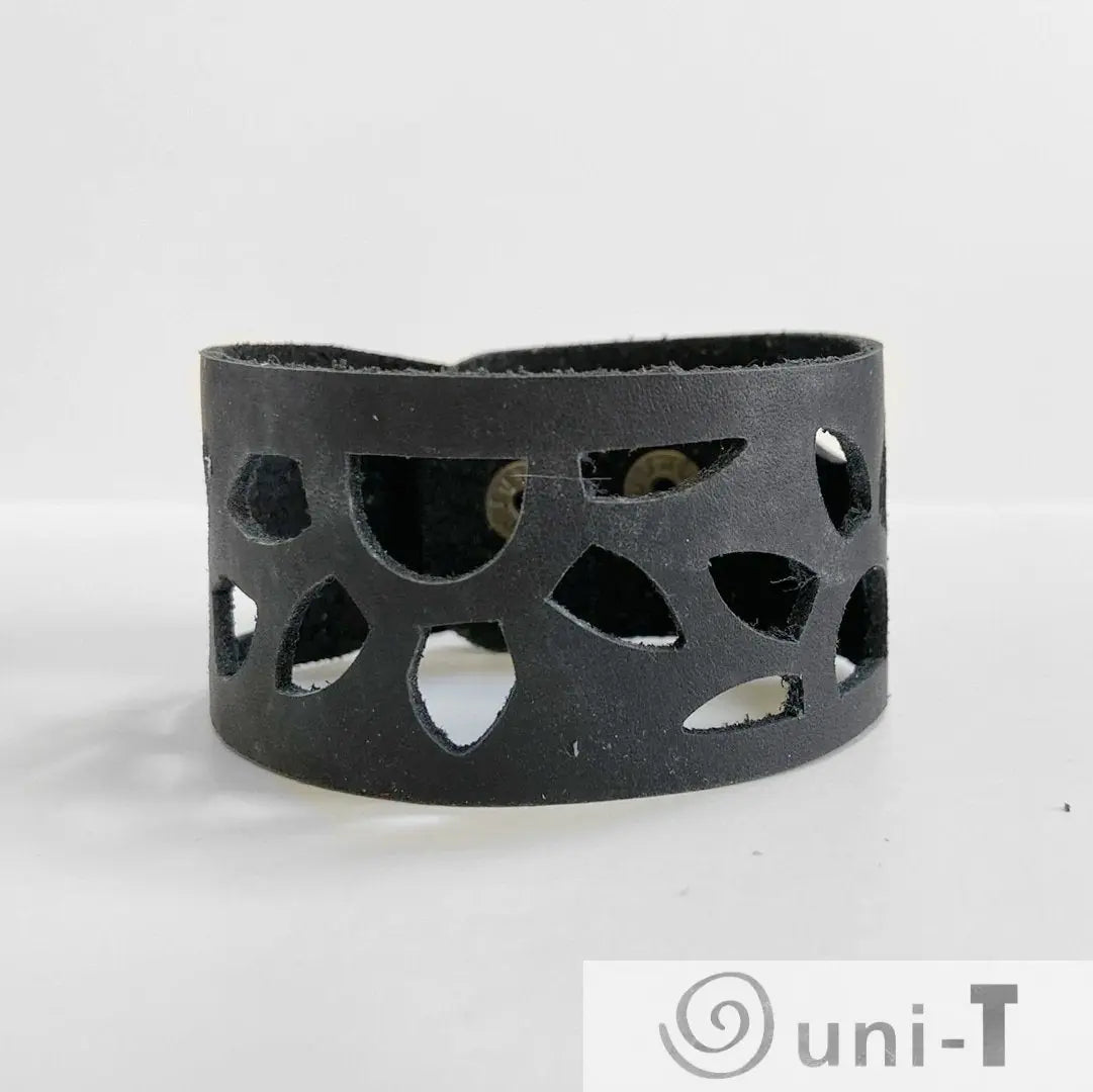 Cutout Leather Band - Sunflower Design Carolina Portillo