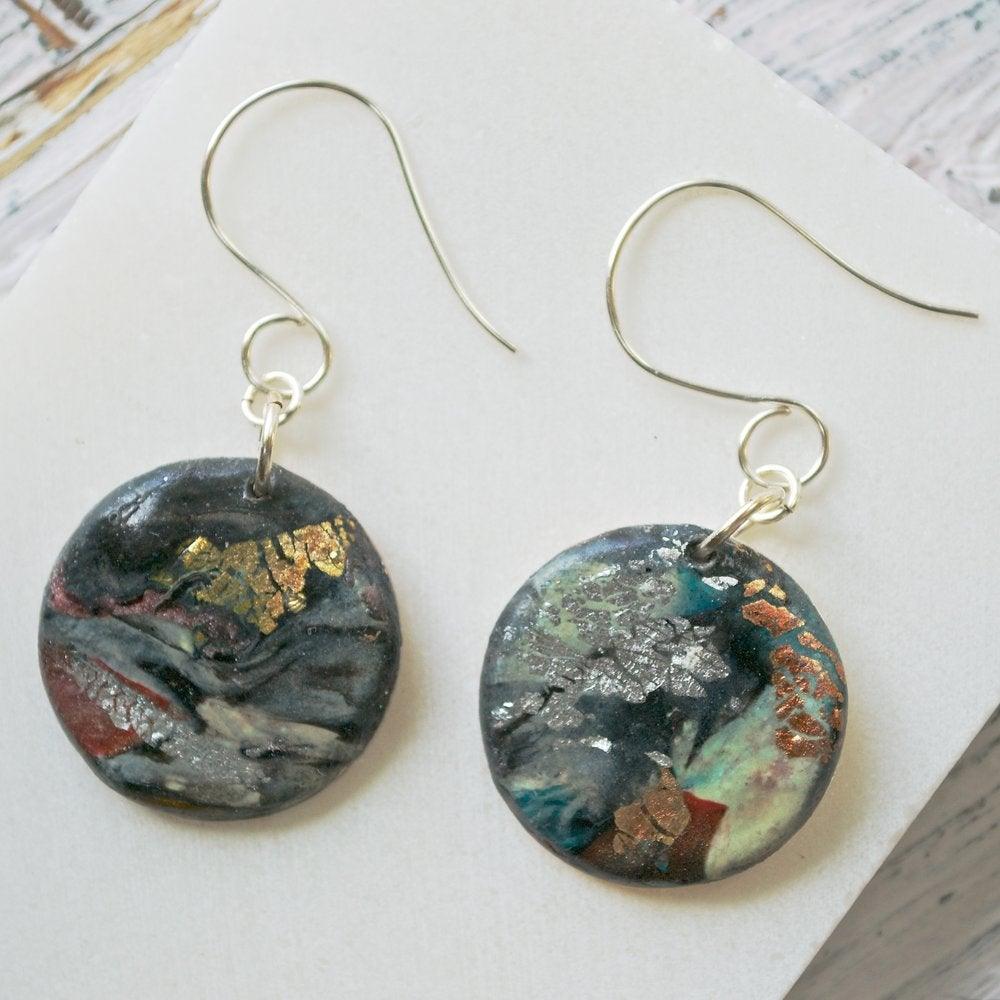 Round Polymer Clay  Earrings Uni-T