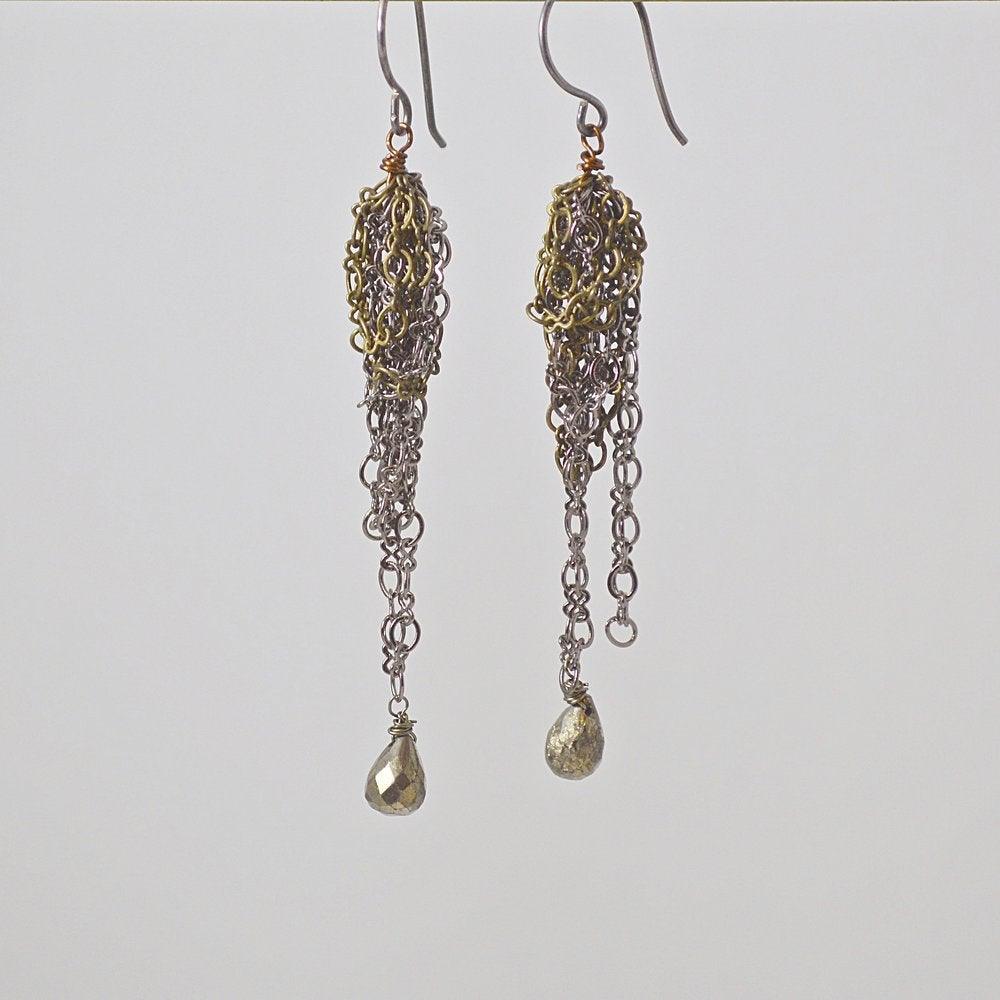 Pyrite Earrings with Jumbled Chain Uni-T