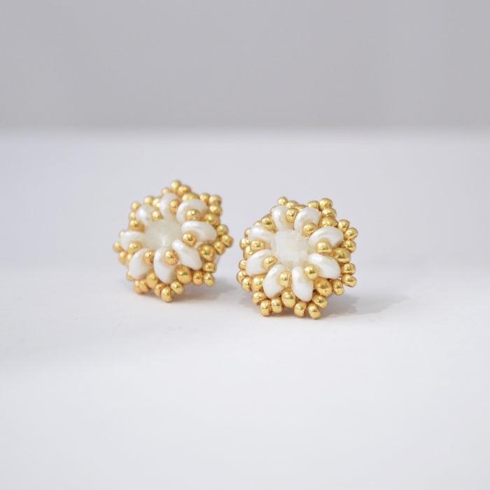 Czech Crystals &amp; Seed Beads Studs Uni-T