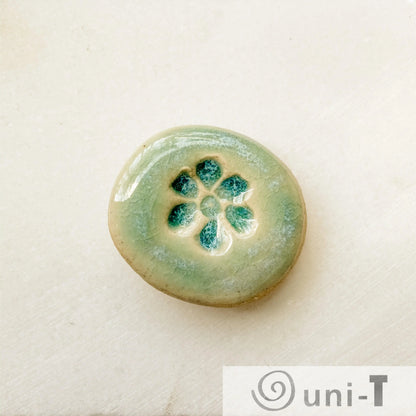 Daisy - Reminder Stones, Worry Stone Diana A Griffin