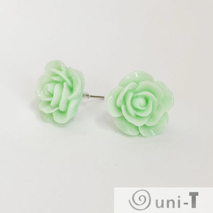 Flower Studs Lisa Trachtman