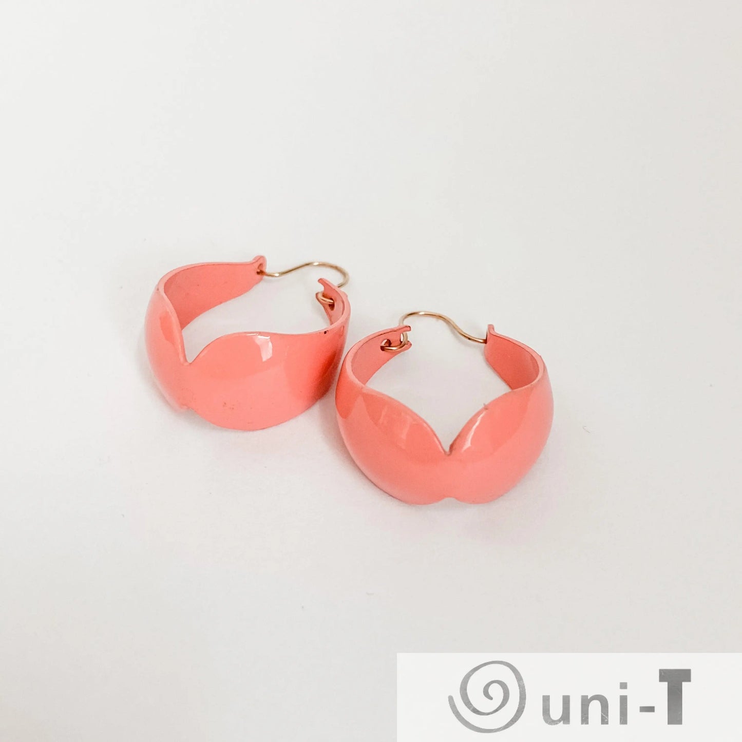 Girly Enamel Hoops Lisa Trachtman