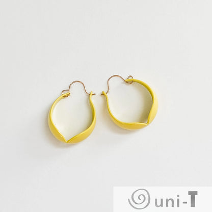 Girly Enamel Hoops Lisa Trachtman